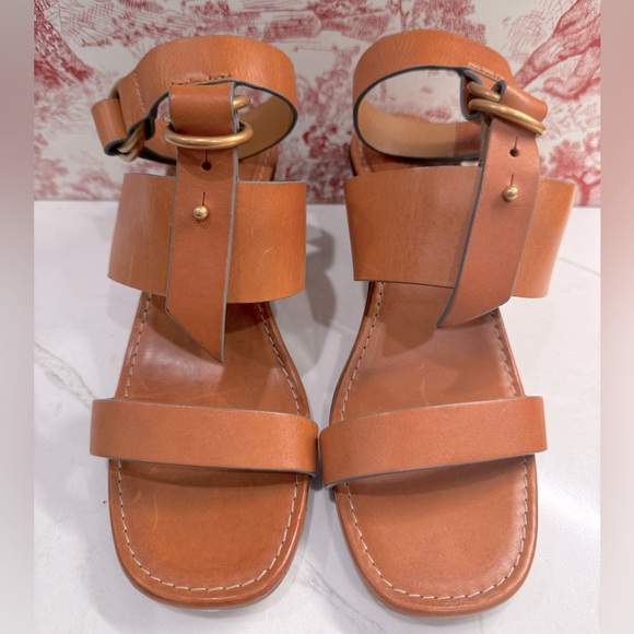 Chloé Kingsley Leather T Strap Sandals, Size 37 (6.5) - Picture 2 of 6